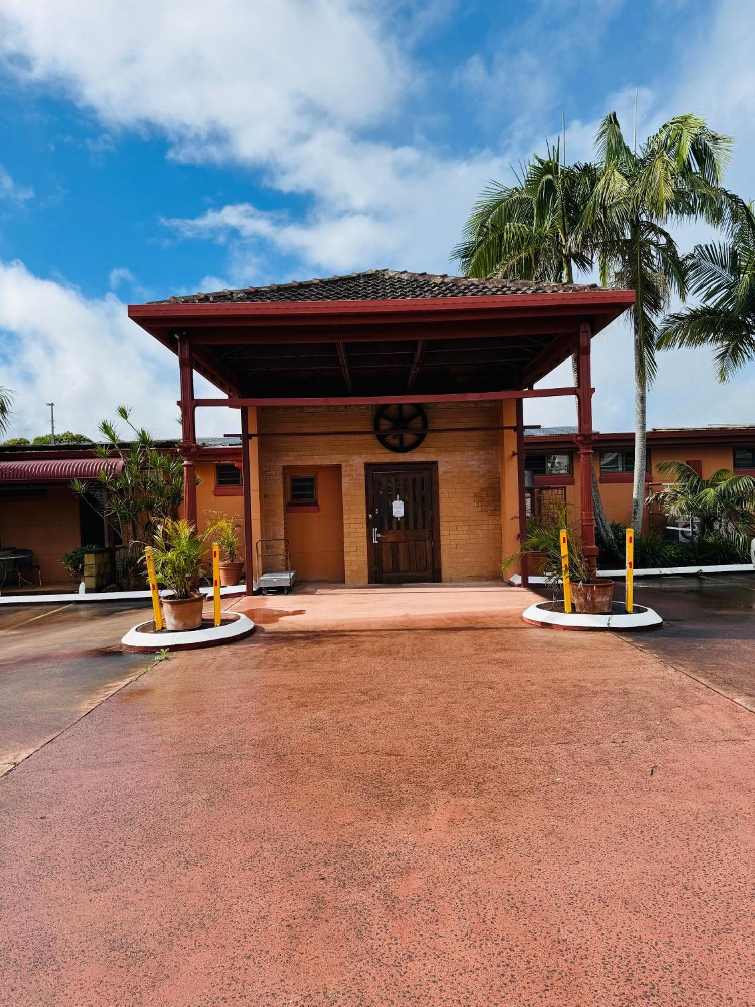 A Railway Lodge تاري المظهر الخارجي الصورة
