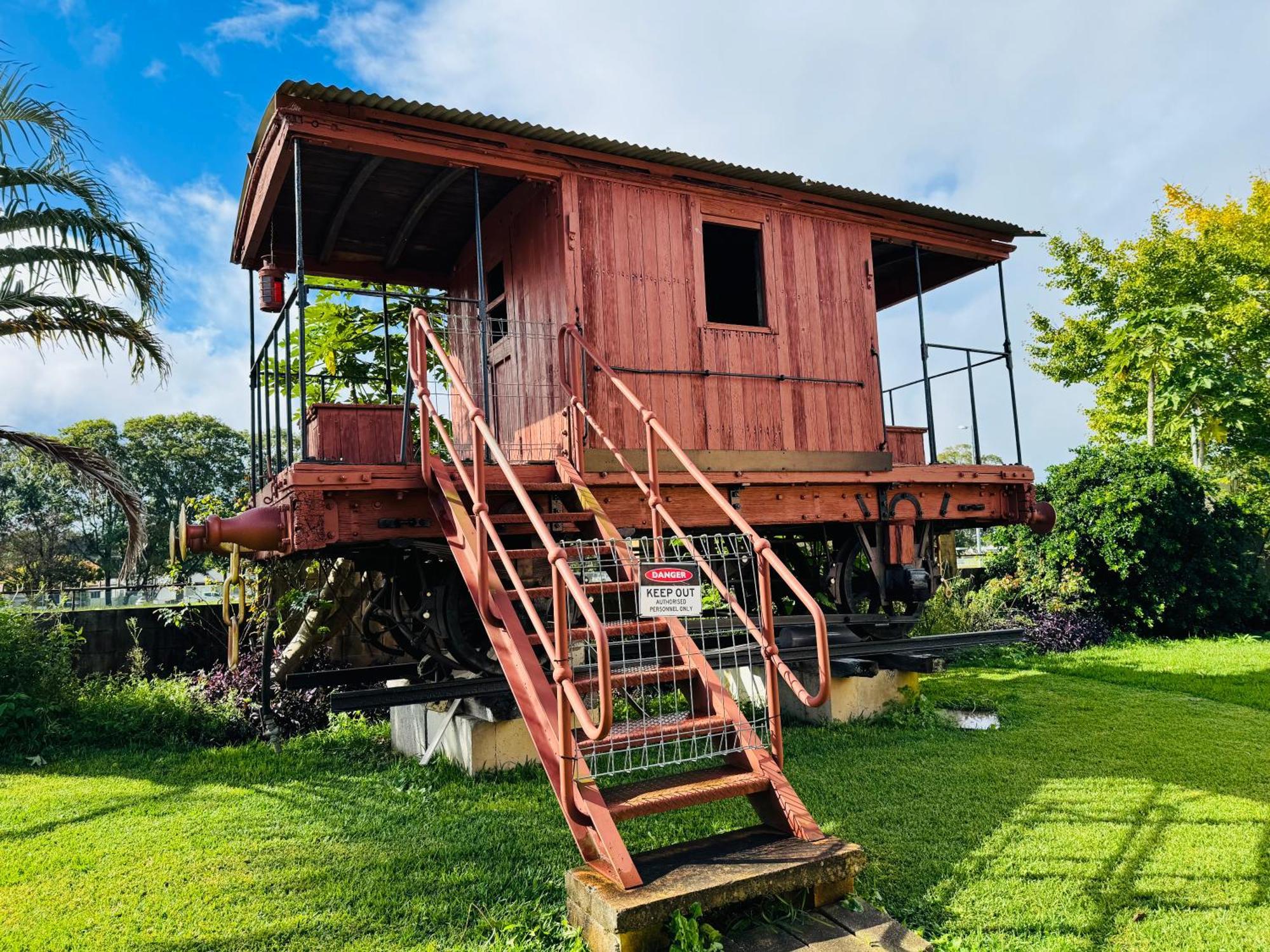 A Railway Lodge تاري المظهر الخارجي الصورة